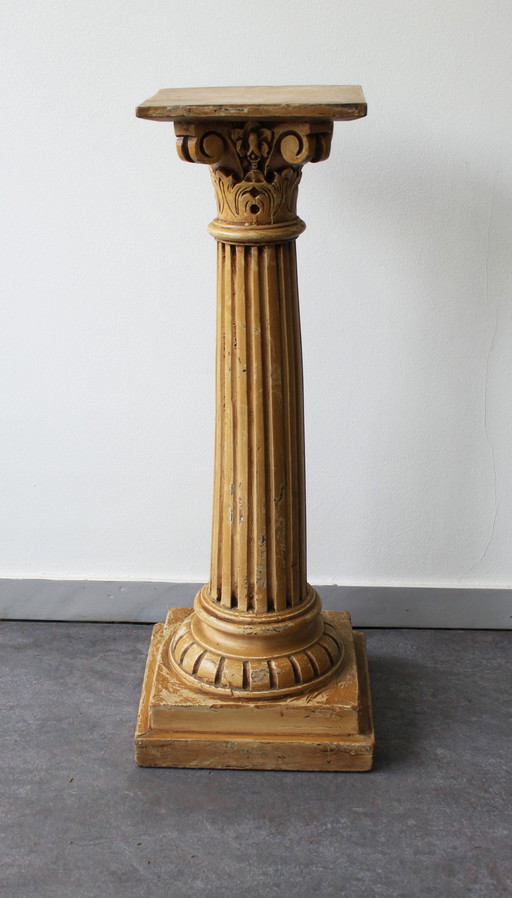 Ionic pedestal, Corinthian style, 19th century.