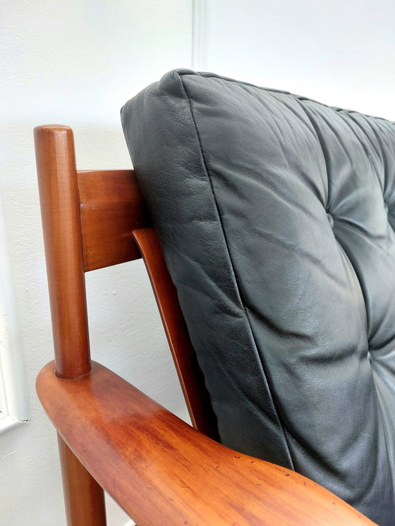 Image 1 of Divano vintage a 3 posti