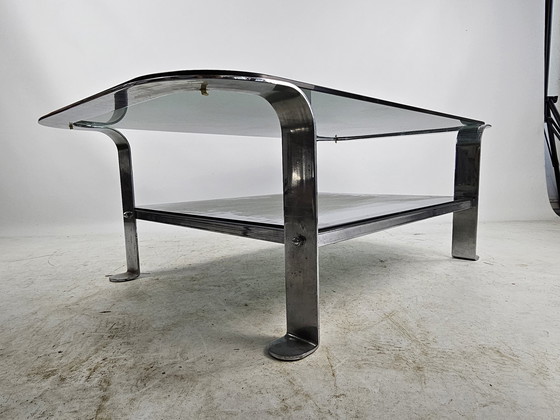 Image 1 of Table basse en verre fumé et chrome