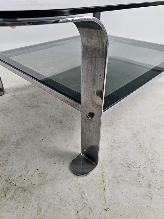 Image 1 of Table basse en verre fumé et chrome