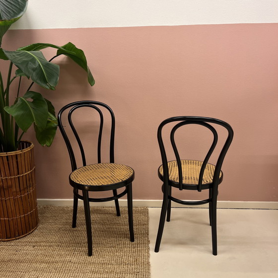 Image 1 of 2x Thonet chair with webbing