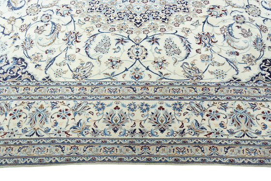 Image 1 of 408 X 300 Cm Hand-Knotted Nain Persian Rug With Silk