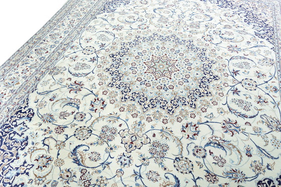 Image 1 of 408 X 300 Cm Hand-Knotted Nain Persian Rug With Silk