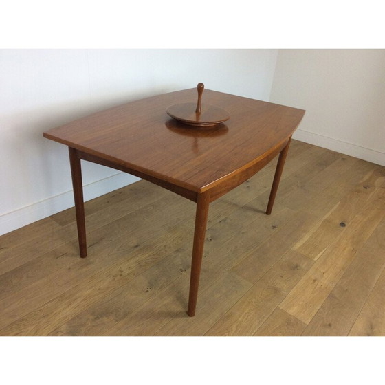 Image 1 of Tavolo da pranzo ovale scandinavo vintage