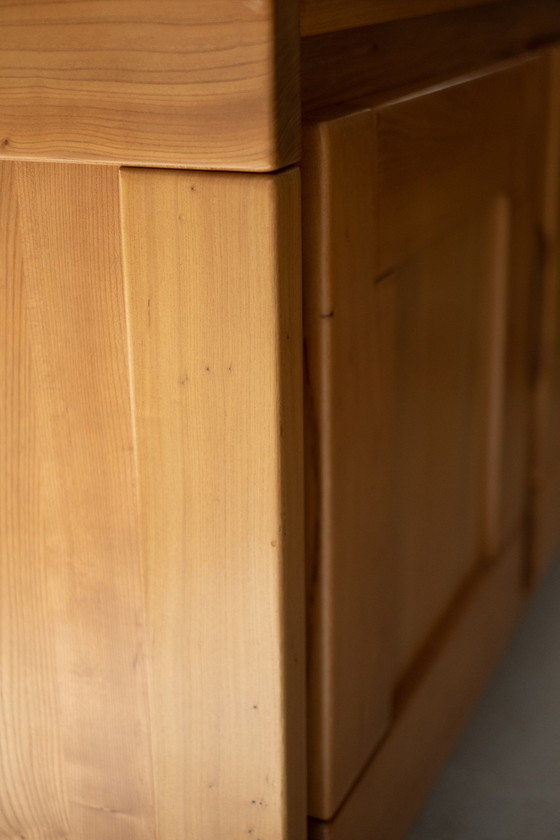 Image 1 of Credenza vintage in massello di olmo biondo di Roland Haeusler per Maison Regain