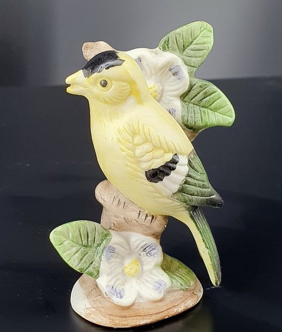 Image 1 of 12509 Set Of 4 Bisque Figurines Of Birds