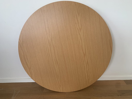 Round Table By Pierre Paulin For Artifort