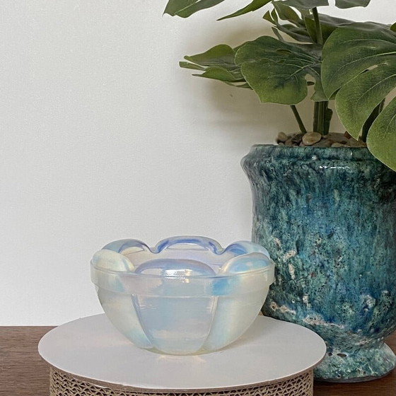 Image 1 of Vintage Art Deco opalex bol in molded glass, France 1940s