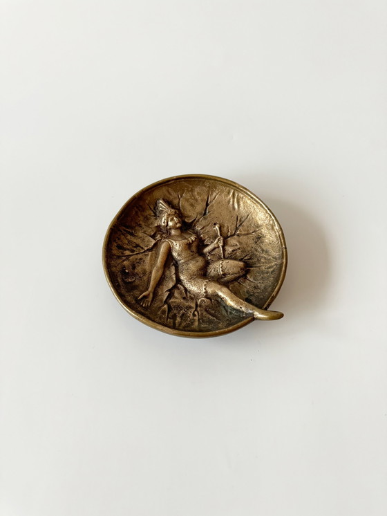 Image 1 of Posacenere in bronzo Art Déco, ciotola in bronzo, ballerina in rilievo in bronzo, bronzo massiccio con patina, antico, Francia a