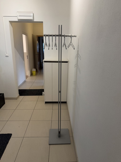 Metal Design Coat Stand Cascando