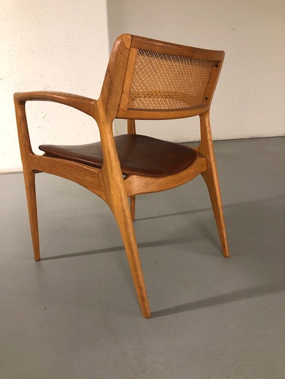 Image 1 of Edmund Homa GFM-120 Chair