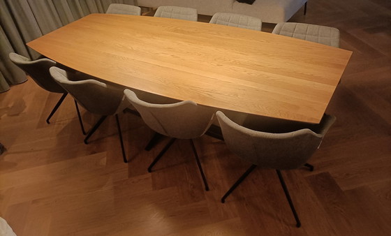 Image 1 of Seuren Jump And Wave Dining Table