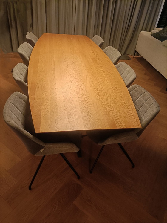 Image 1 of Seuren Jump And Wave Dining Table