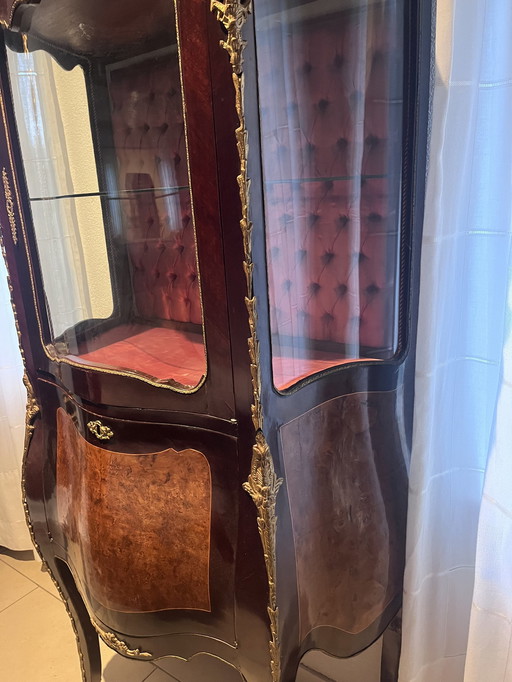 Display case / Secretaire