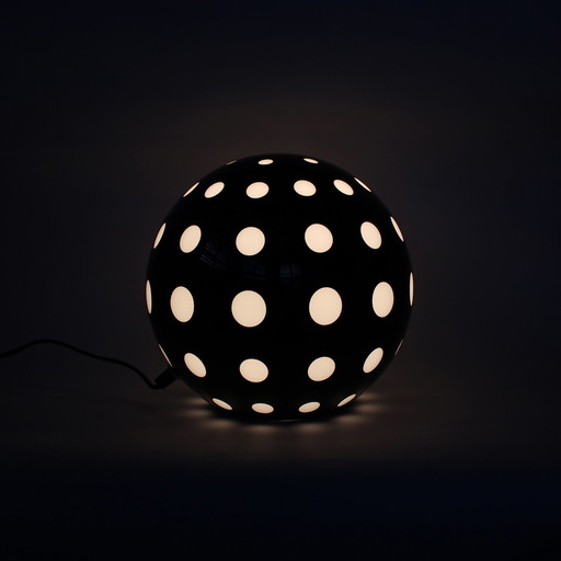 Polka dots lamp