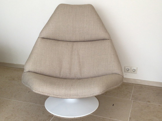 Image 1 of Artifort swivel chair