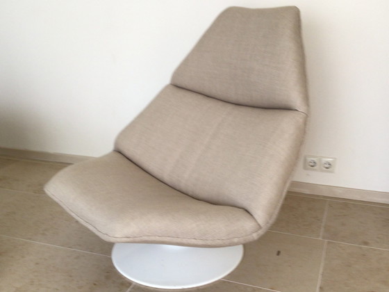 Image 1 of Artifort swivel chair