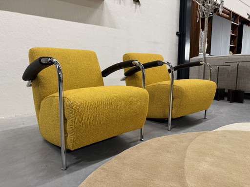 2 Leolux Scylla Armchairs Fabric Yellow Black Armrests