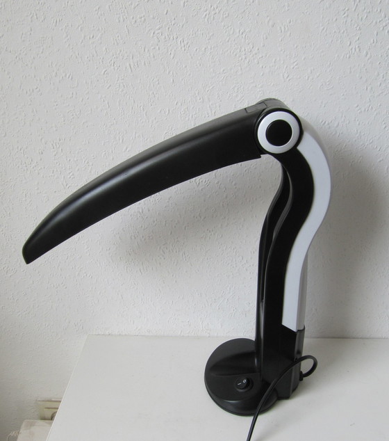 Image 1 of Lampe de table Toucan design H.T. Huang