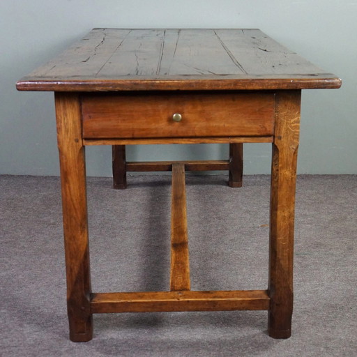 Table de salle à manger en chêne français