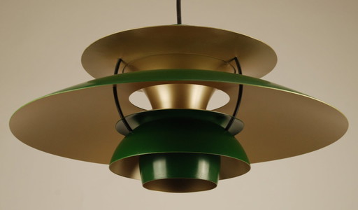 Green Louis Poulsen PH5 Hanging lamp with brass color