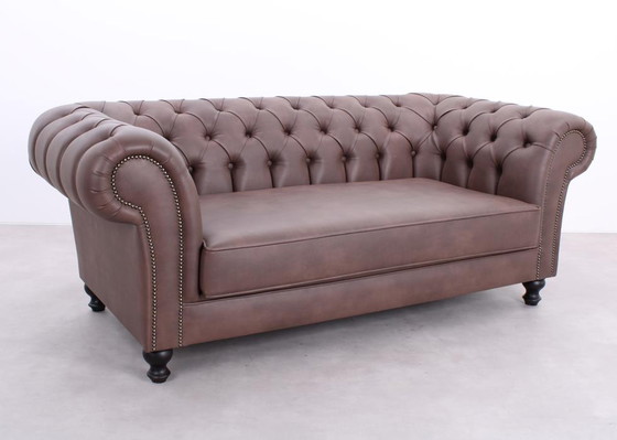 Image 1 of Canapé Chesterfield marron