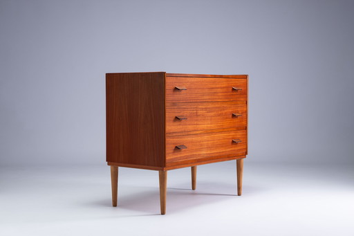 Chest of Drawers Poul M. Volther