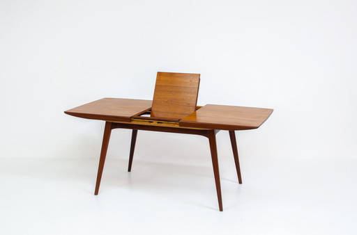 Louis van Teeffelen dining table