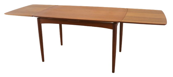 Image 1 of Skovby Mobelfabrik dining table