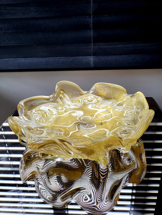 Image 1 of Murano XL center piece, "Goldoni" organic design clear murano glass with 24 carat gold leaf, Italy