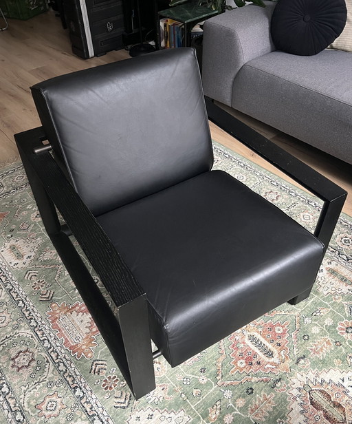 1 Of 2 Montis Dickens Black Leather Chair