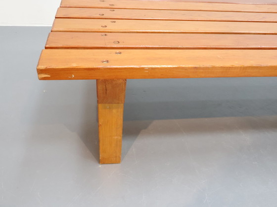 Image 1 of Banc vintage à lattes en pin fait main
