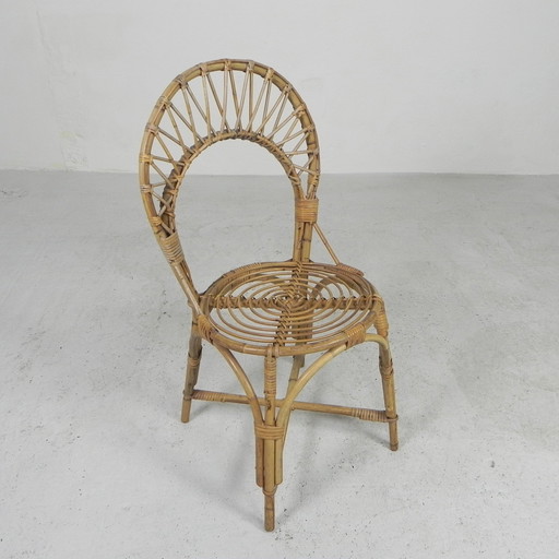 Height: 91 cm. Width: 43 cm. Depth: 43 cm. Seat height: 44 cm. Origin: France, 1950s. Material: bamboo.