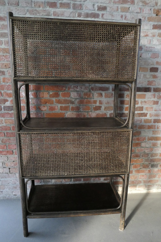 Image 1 of Armoire vintage Manou