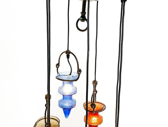 Image 1 of Lustre massif en verre coloré