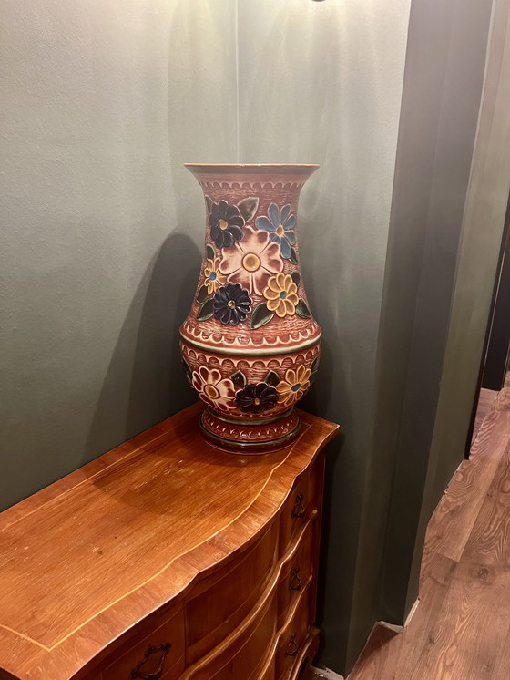 Image 1 of Vintage Bay floor vase