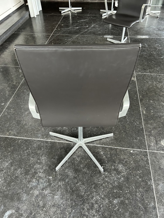 Image 1 of Fritz Hansen Oxford Medium office chair