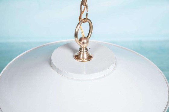 Image 1 of Lampe suspendue vintage des années 1950 en verre et laiton, lanterne de salle