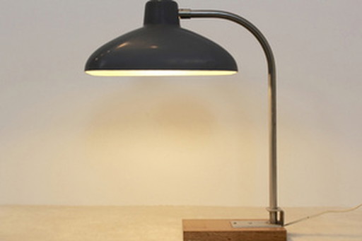 XLdesk lamp in steel, bakelite, and oak-wood