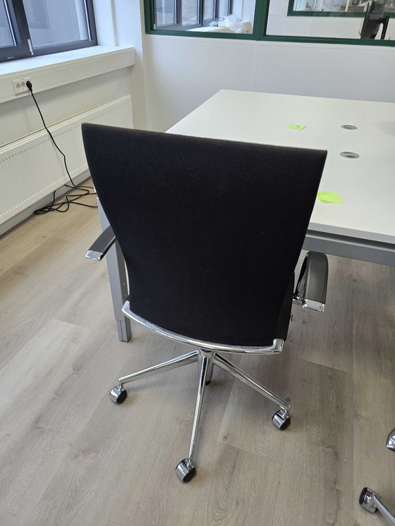 Image 1 of 4X Ahrend Adjustable Office Chair