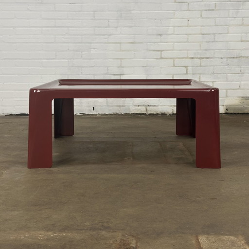 Amanta coffee table by Mario Bellini for B&B Italia in red