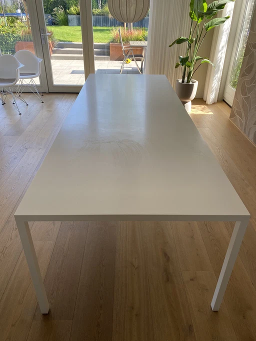 Mdf Italia Tense Dining Table