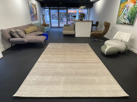 Image 1 of Leolux Evidence Milan carpet