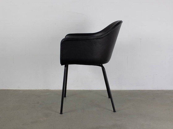 Image 1 of Standard Arkitekter chair