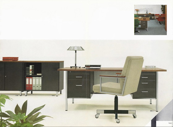 Image 1 of Gispen Desk