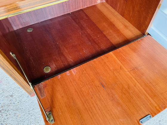 Image 1 of Credenza in noce fiammato, metà secolo, anni '60