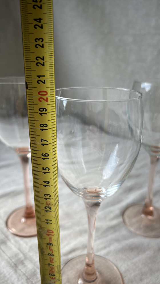 Image 1 of 6x pink luminarc rose wine glasses