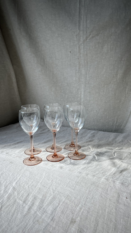 Image 1 of 6x pink luminarc rose wine glasses