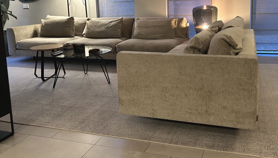 Image 1 of Montis Xl Corner Sofa Incl Table