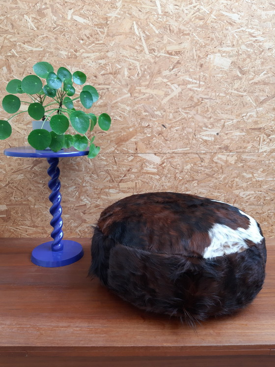 Image 1 of Pouf in pelle di mucca